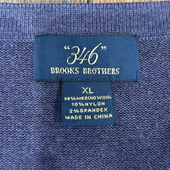 Brooks Brothers 346 Merino Wool VNeck Men’s Sweater Sz Xl NWOT Deep Purple - Picture 3 of 4